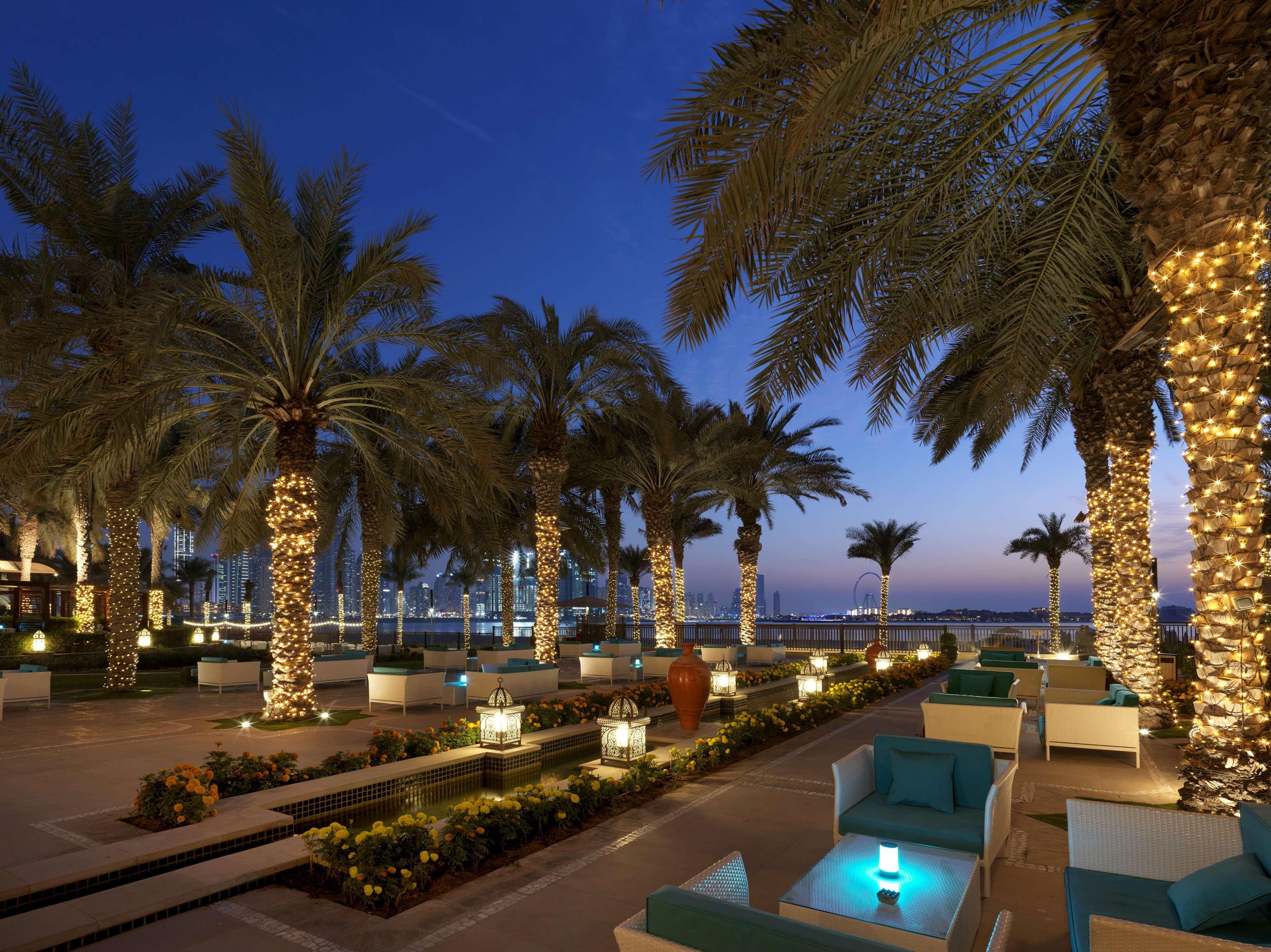 Hotel Fairmont The Palm Dubai Esterno foto The Beach at Jumeirah Atlantis